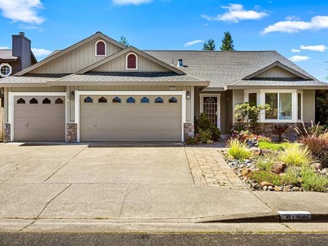 House for sale in Windsor, California