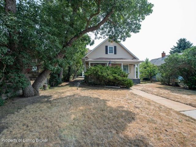 House for sale in New England, North Dakota