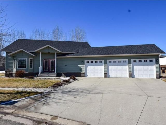 House for sale in Moorhead, Minnesota