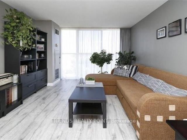 Condo for rent in City Centre, Mississauga