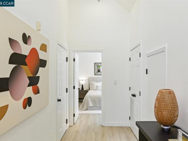 Townhouse for sale in Albany