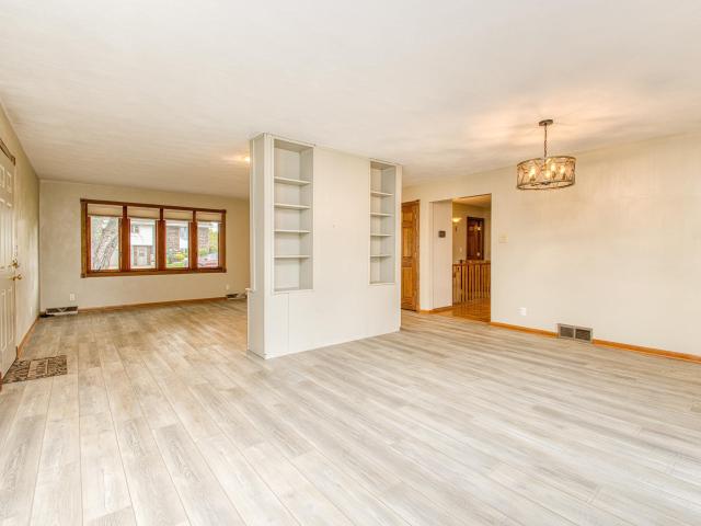 House for sale in East Dubuque, Jo Daviess County