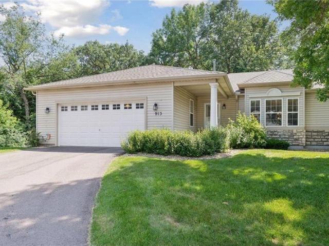 Townhouse for sale in Chaska