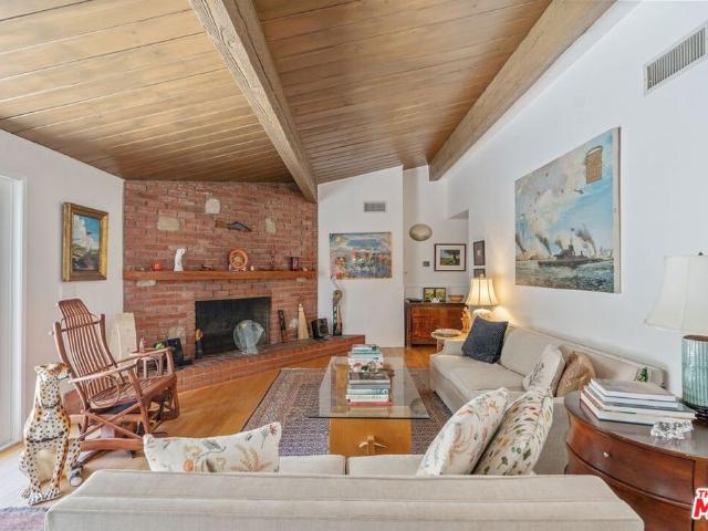House for sale in Canoga Park, California