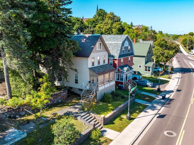 House for sale in Houghton, Michigan