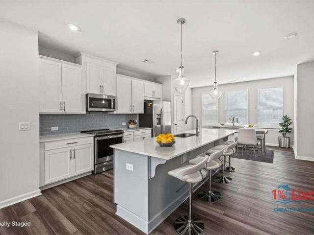 Townhouse for sale in Acworth