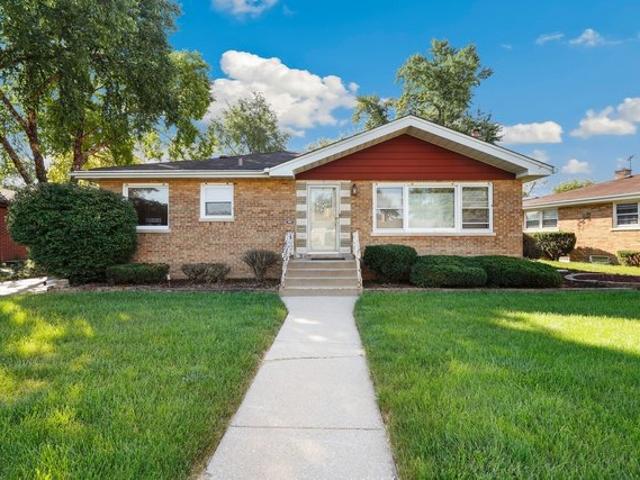 House for sale in South Holland, Illinois