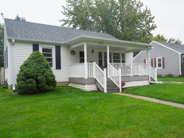 House for sale in Rochelle, Ogle County