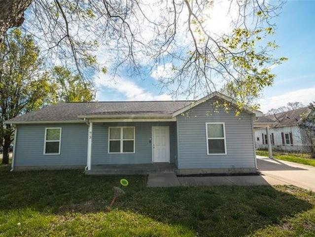 House for sale in Steelville, Missouri