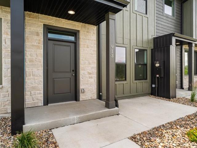 Townhouse for sale in Norwalk, Iowa