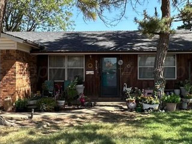 House for sale in Dumas, Texas