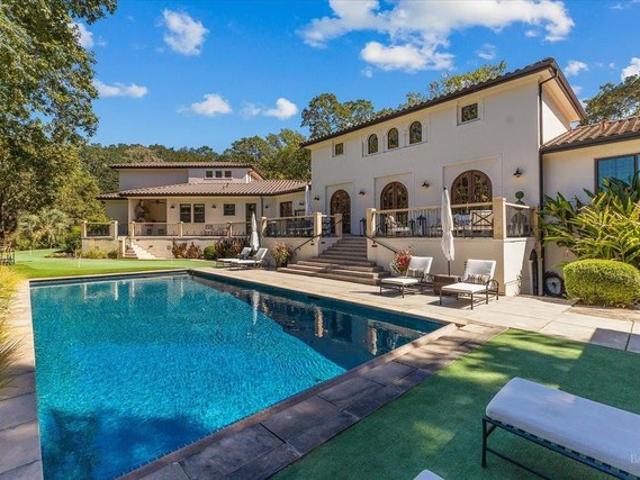 House for sale in Windsor, California