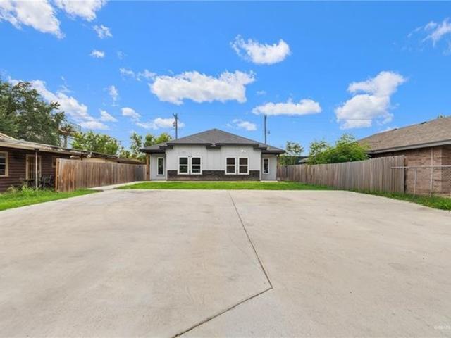 House for sale in Seventh Street Addition Colonia, Alamo