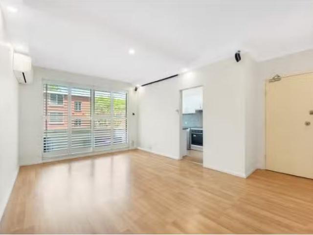 Apartment for rent in Crows Nest, New South Wales