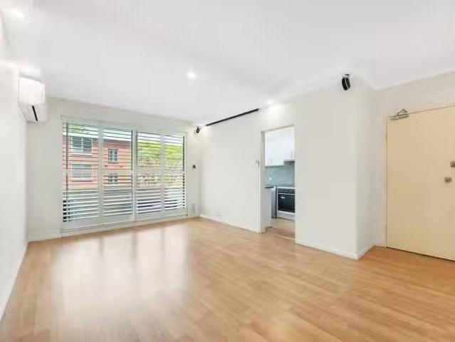 Apartment for rent in Crows Nest, New South Wales