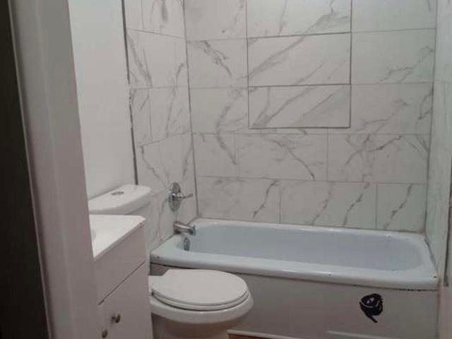 House for sale in West Fairfield, Midfield