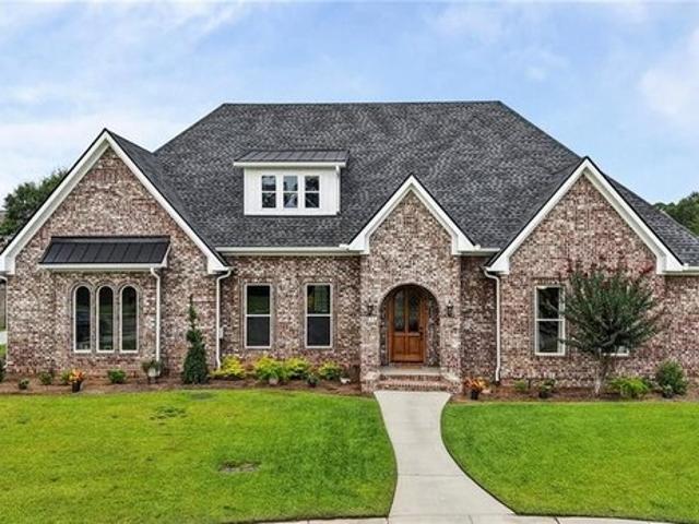 House for sale in Mobile, Alabama