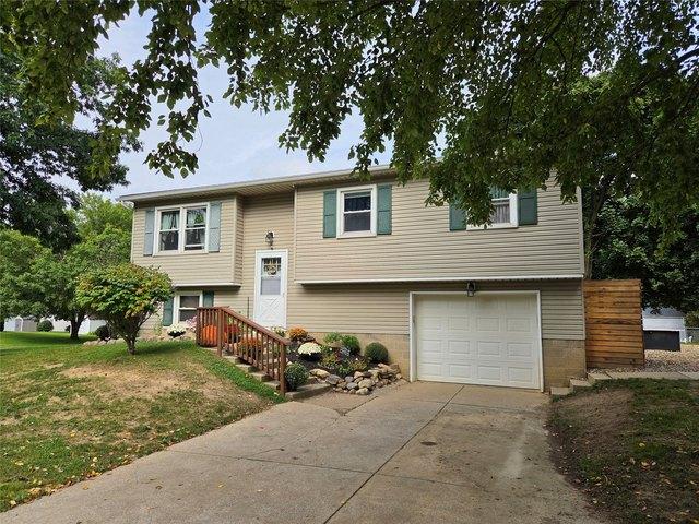 House for sale in Girard, Erie County