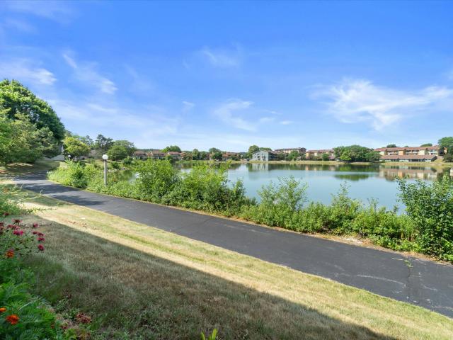 Condo for sale in Northridge Lakes, Milwaukee
