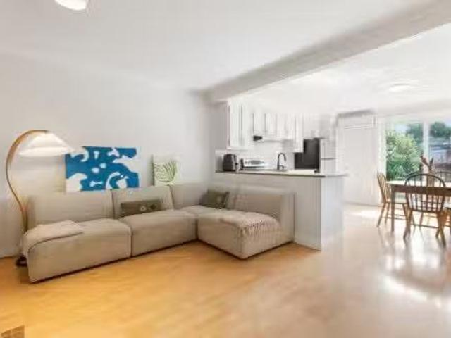 Apartment for rent in Montréal-est, Quebec