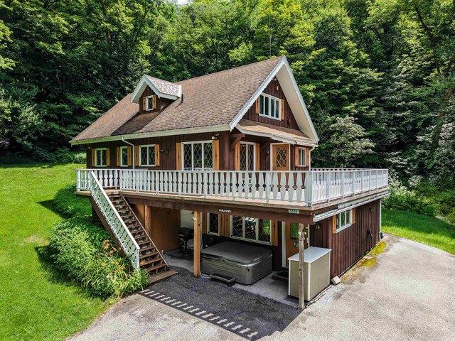 House for sale in Plymouth, Vermont