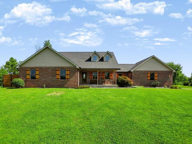 House for sale in Hope, Indiana