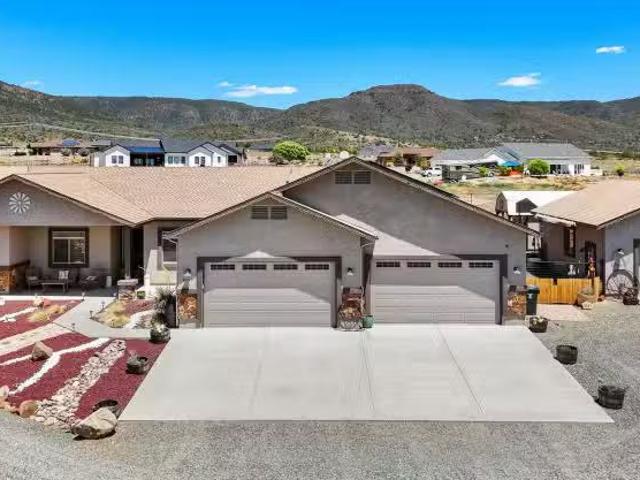 House for sale in Prescott Valley