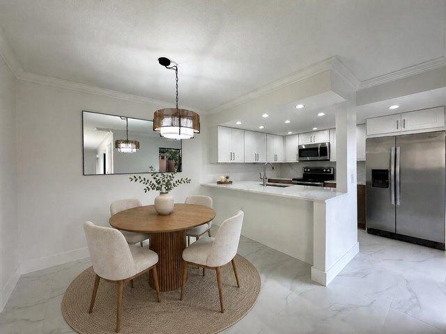 Townhouse for sale in Davie, Florida