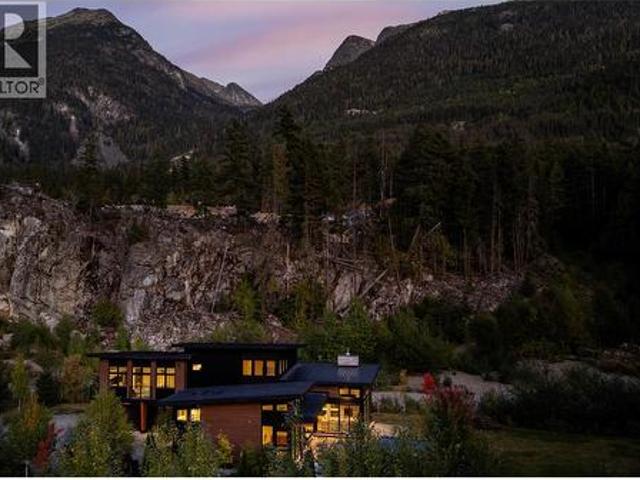 House for sale in Mount Currie, British Columbia