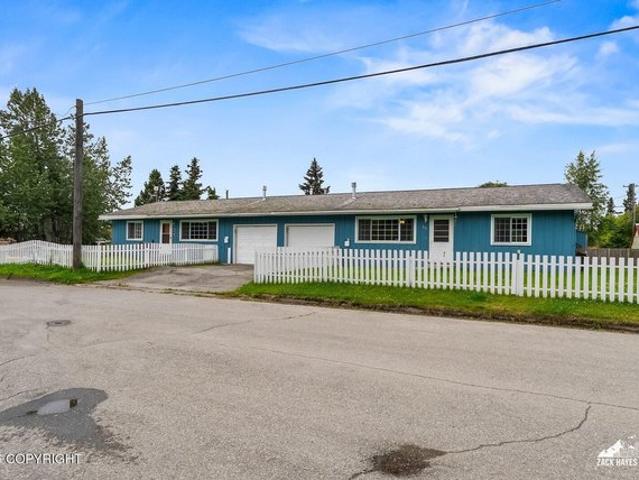 House for sale in Alaska