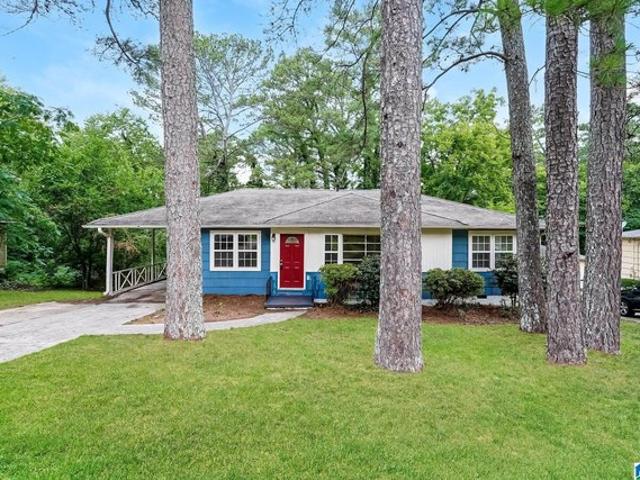 House for sale in Magnolia Courts, Birmingham