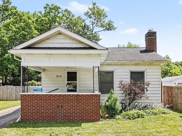 House for sale in Kalamazoo, Michigan