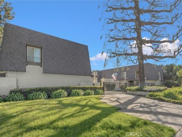 Townhouse for sale in Arcadia, California