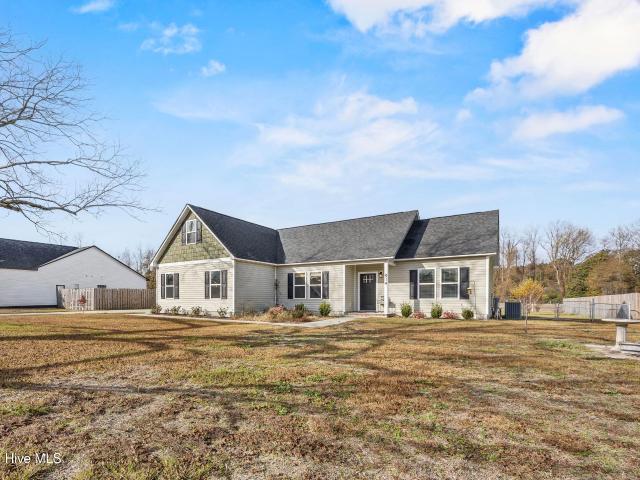 House for sale in Beulaville, North Carolina