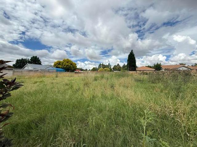 Land for sale in Dr Kenneth Kaunda, North West