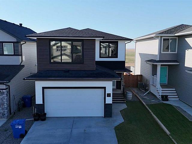 House for sale in Lethbridge, Alberta