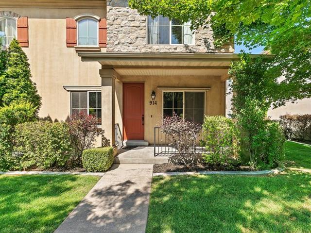 Townhouse for sale in Orem, Utah