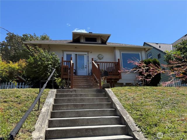 House for sale in Belfair, Washington