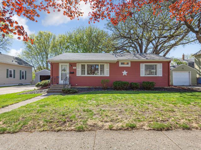 House for sale in Steele, Minnesota
