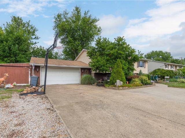 House for sale in Sheffield Lake, Ohio