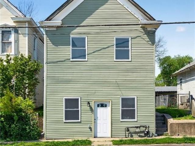House for sale in New Albany, Indiana