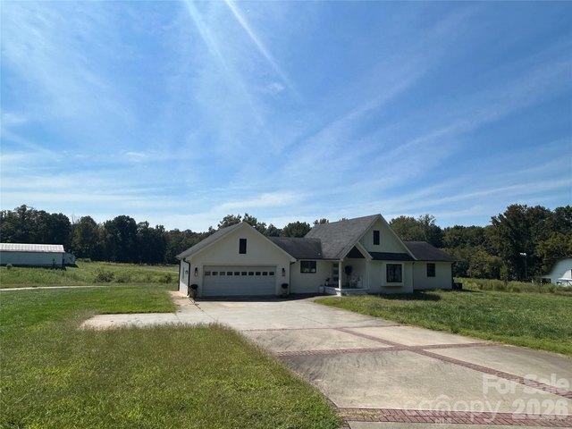 House for sale in Mecklenburg, North Carolina