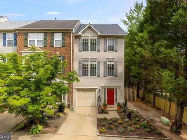 Townhouse for sale in Virginia