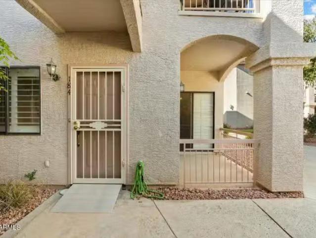 House for sale in Peoria