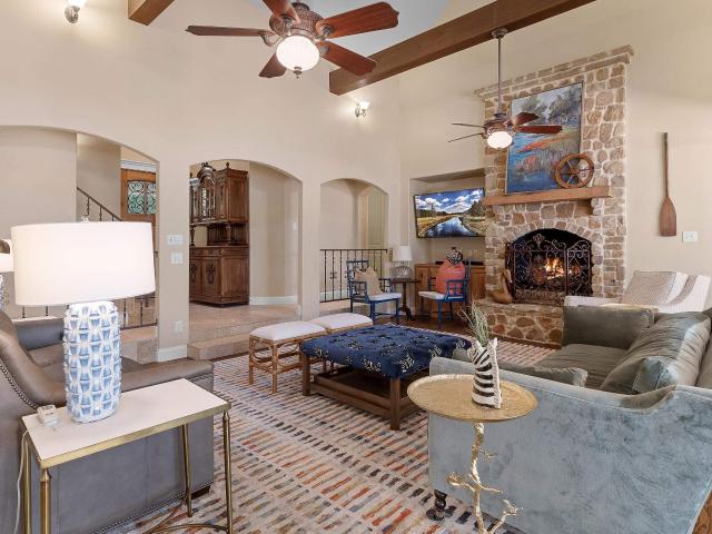 House for sale in Henderson, Texas