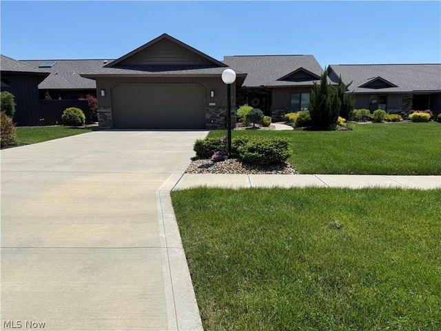 Condo for sale in North Ridgeville, Ohio