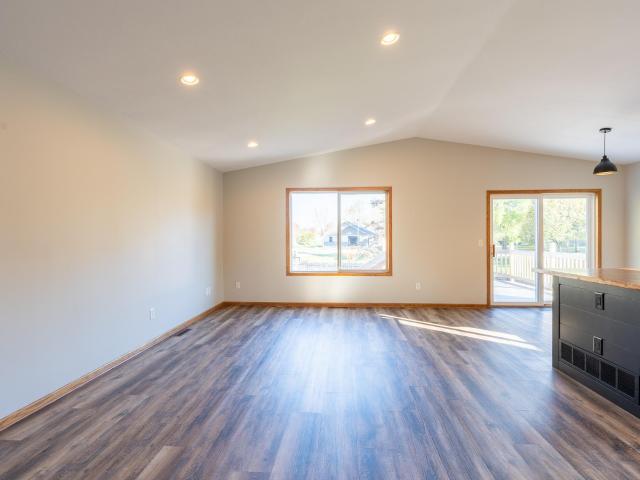 House for sale in Country Club Terrace Mobile Home Park, Hutchinson