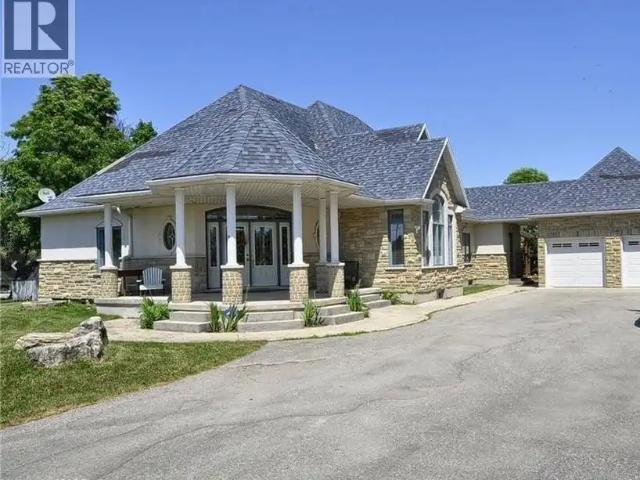 House for rent in Cambridge, Southwestern Ontario