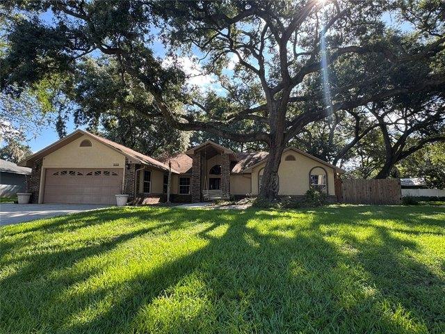 House for sale in Auburndale, Florida