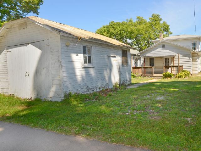 House for sale in Ottawa, Illinois